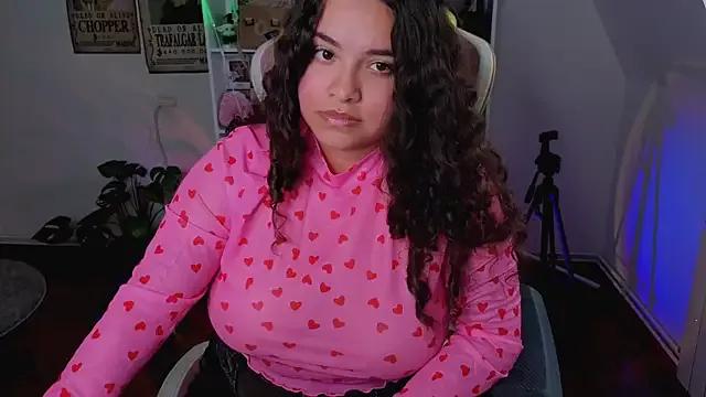 Sweet_sully__ from StripChat is Freechat
