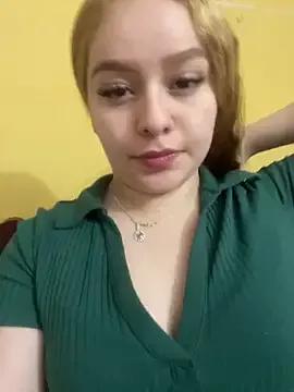 Sweetbaby2_0 from StripChat is Freechat
