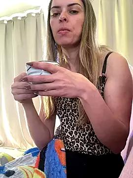 SweetGraciosa from StripChat is Freechat