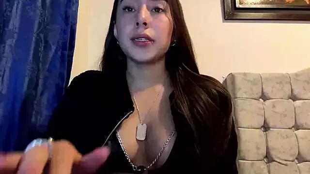 SweetMaddiee_ from StripChat is Freechat