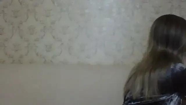 sweetriki from StripChat is Freechat