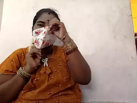 Tamil_Meenukutty from StripChat is Freechat