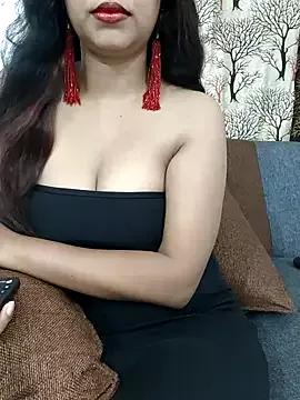 tamil_Rosie from StripChat is Freechat