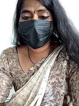 tamil_Sigappu_Roja from StripChat is Freechat