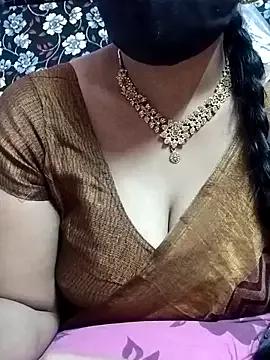 Tamilpriyamallu from StripChat is Freechat