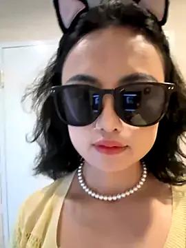 Photos of tangbao_521 from StripChat is Freechat