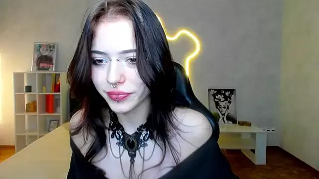 tata__goth from StripChat is Freechat