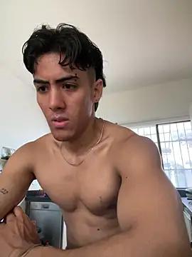 Taylercross from StripChat is Freechat