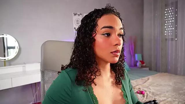 Taylor_Tina from StripChat is Freechat