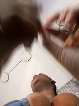 Photos of Tayra_Siny from StripChat is Freechat