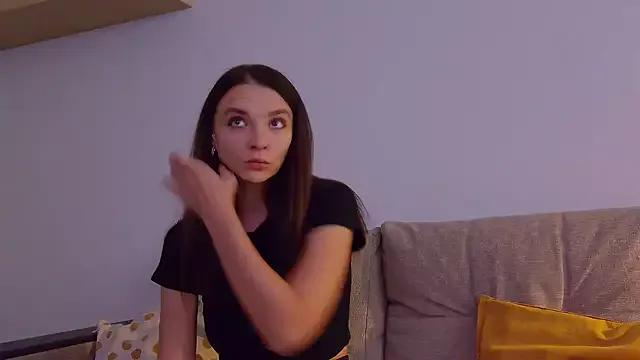 TeenyMariaXx from StripChat is Freechat