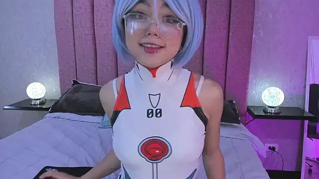 Check-out our cam rooms range and converse on a personal level with our delicious livecams streamers, showing off their spicy curves and toys.