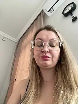 Teya_moon_ from StripChat is Freechat