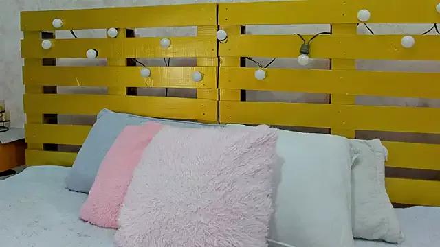 Check-out our cam rooms range and converse on a personal level with our delicious livecams streamers, showing off their spicy curves and toys.
