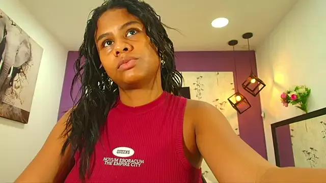 Thalia_skizy from StripChat is Freechat