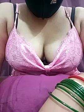 That_Squirting_Lady from StripChat is Freechat