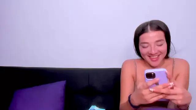 Thebest_Partys from StripChat is Freechat