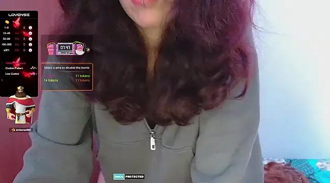 Check-out our cam rooms range and converse on a personal level with our delicious livecams streamers, showing off their spicy curves and toys.
