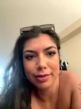 TheCrimsonBlairDarling from StripChat is Freechat