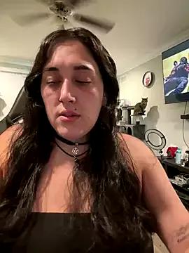 Photos of ThicBunz from StripChat is Freechat