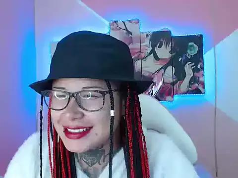 Tifanny_squirt_19_ from StripChat is Freechat