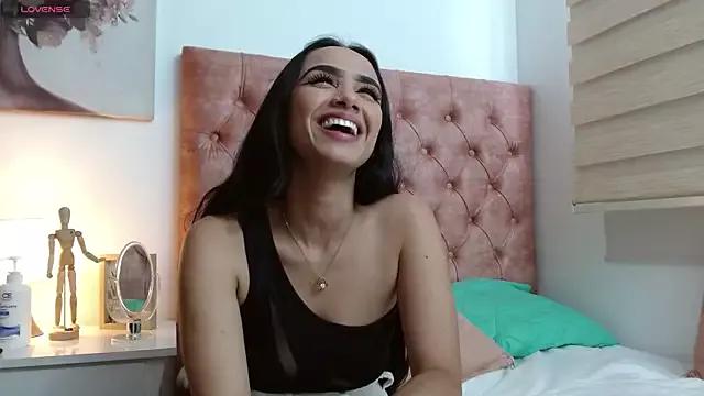 TiffanyMyersLm from StripChat is Freechat