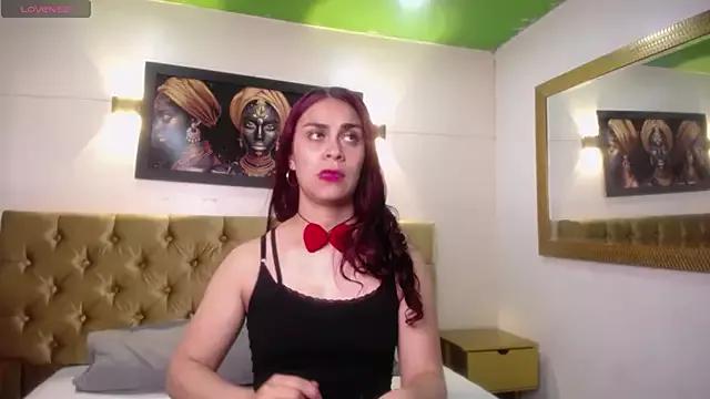 tiiny_emilly from StripChat is Freechat
