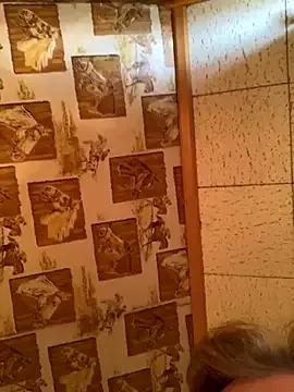 Tonybaloney1972 from StripChat is Freechat