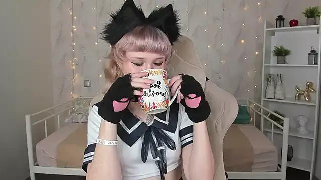 Check-out our cam rooms range and converse on a personal level with our delicious livecams streamers, showing off their spicy curves and toys.