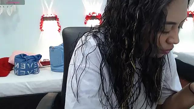 tracycum from StripChat is Freechat