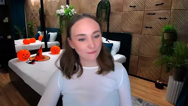 TrueReincarnation from StripChat is Freechat