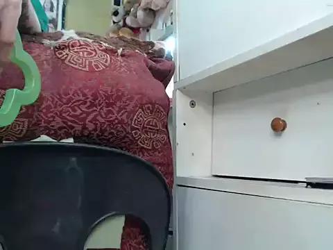 Tsfelicity_youngxx from StripChat is Freechat
