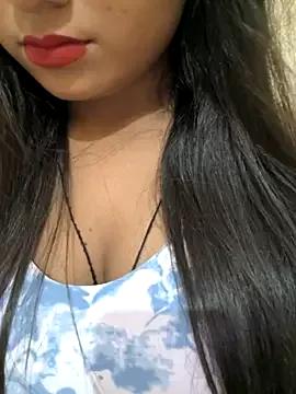 Tuti_frooti from StripChat