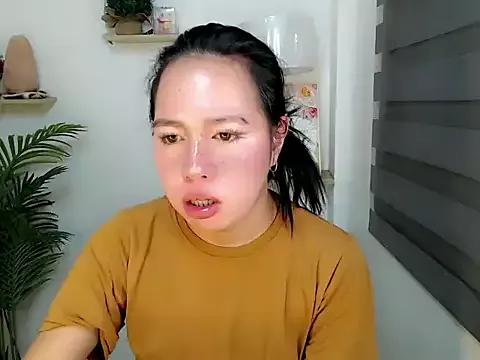 Check-out our cam rooms range and converse on a personal level with our delicious livecams streamers, showing off their spicy curves and toys.