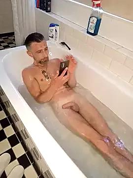 UrNaughtyNeighbor from StripChat is Freechat