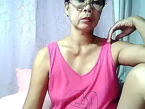 urwife_tobe from StripChat is Freechat