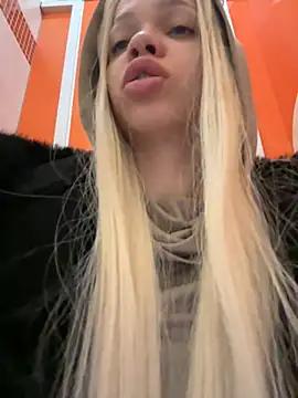 Photos of ValenciaShock from StripChat is Freechat
