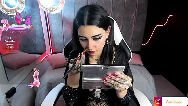 Check-out our cam rooms range and converse on a personal level with our delicious livecams streamers, showing off their spicy curves and toys.