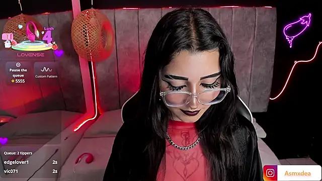 valentina_asmodea from StripChat is Freechat