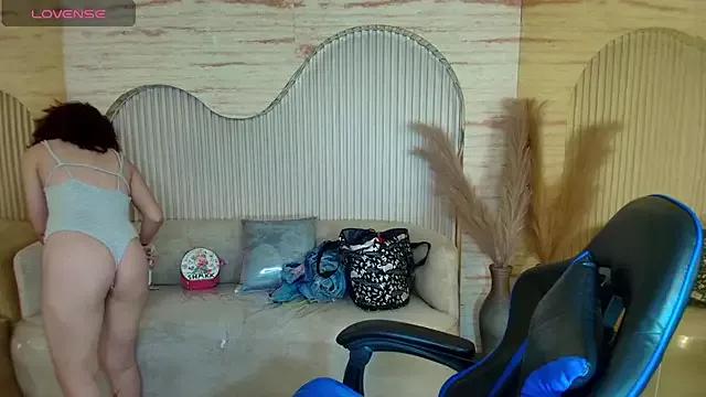 valentina_r_ from StripChat is Freechat