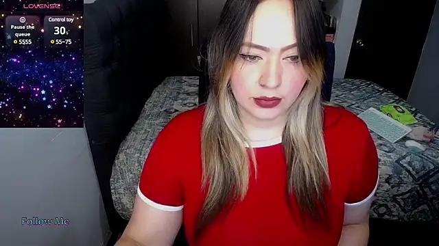 Valentina_St from StripChat is Freechat