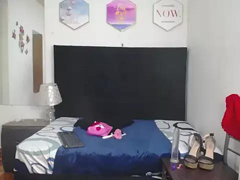 vamaras from StripChat is Freechat