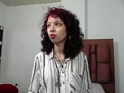 vambaradamsper from StripChat is Freechat
