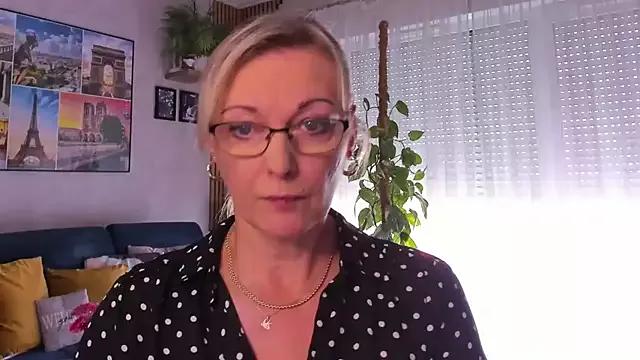 vanessa_chat from StripChat is Freechat