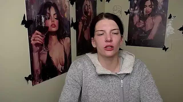 VanessaRey_ from StripChat is Freechat