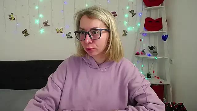 VasilisaSii from StripChat is Freechat