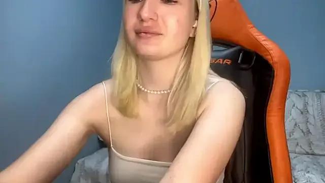 velvet_twist from StripChat is Freechat