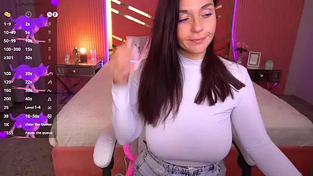 VelvetSkyy from StripChat is Freechat