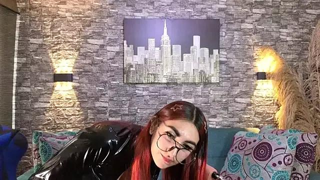 Check-out our cam rooms range and converse on a personal level with our delicious livecams streamers, showing off their spicy curves and toys.