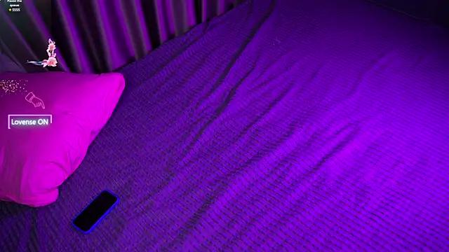 VeraJons from StripChat is Freechat